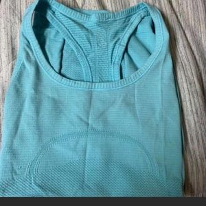 lululemon size 6 swiftly top